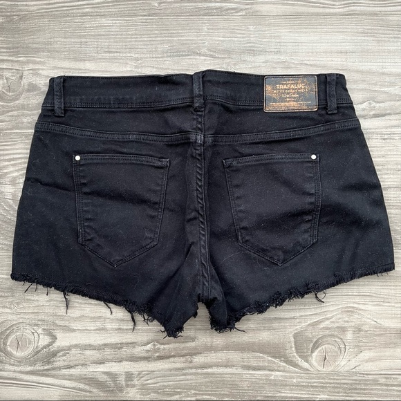 Black Denim Cut Off Jean Shorts - Picture 4 of 7